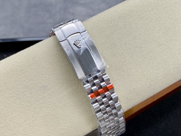 激安ロレックス着用イメージ